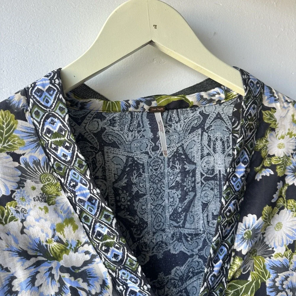 Free People Wildflower Kimono 3/4 Sleeve Zip Front Top Size‎ XS/S